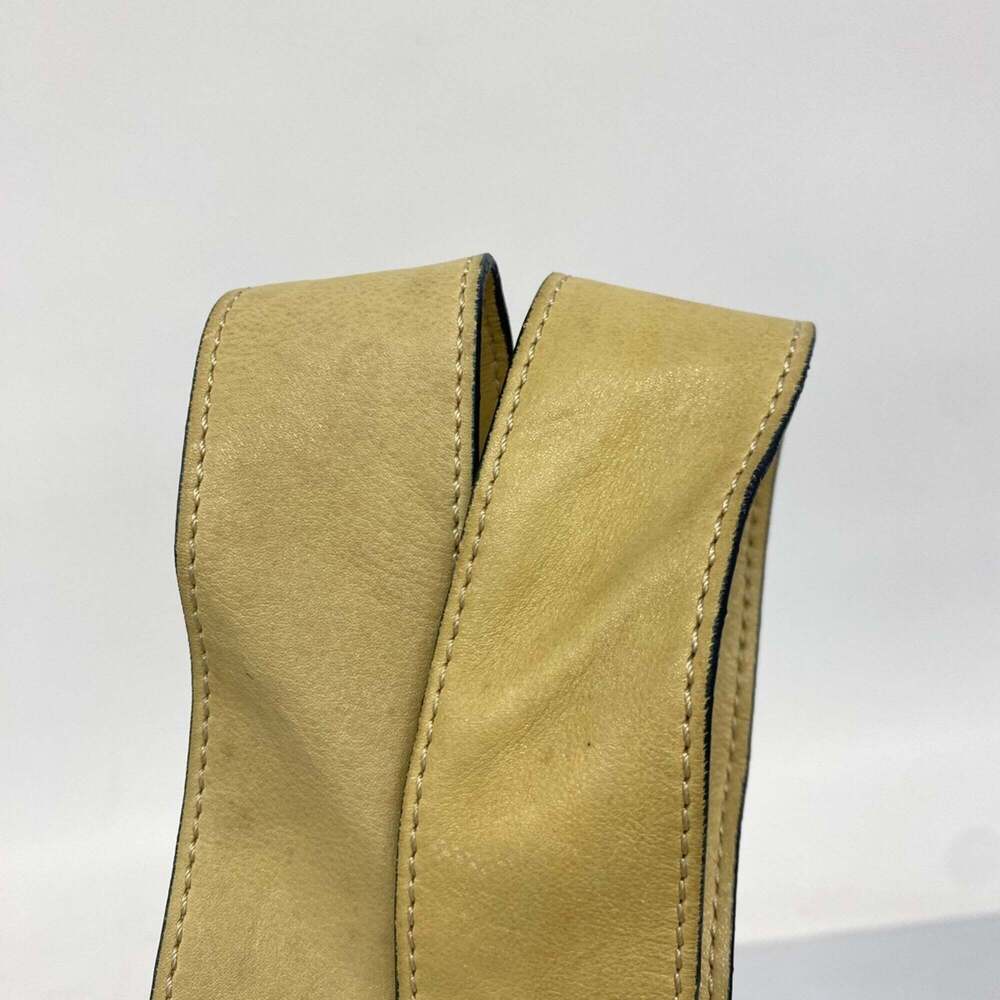 CHANEL Cream Lambskin Leather Tote Bag - Picture 9 of 15